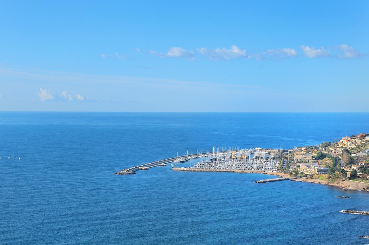 Silvia Degli Aregai Apartment Santo Stefano al Mare Exterior photo